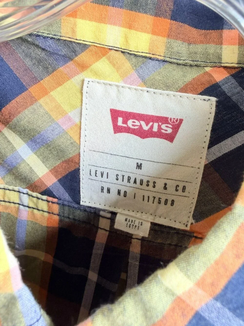 Levi's Long Sleeve Button Up Collared Multicolor Plaid Shirt Men's Size M
